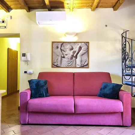 Wine Apartments Florence Barbaresco-3