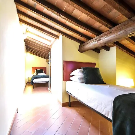 Wine Apartments Florence Barbaresco-2